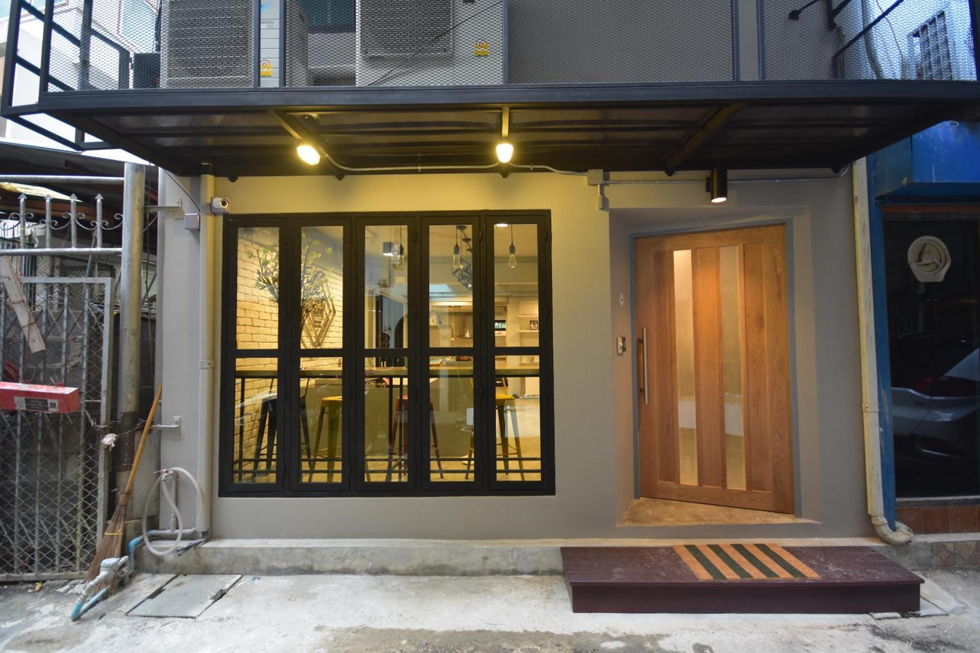 Bangkok Silom Chat Box Hostel Buitenkant foto
