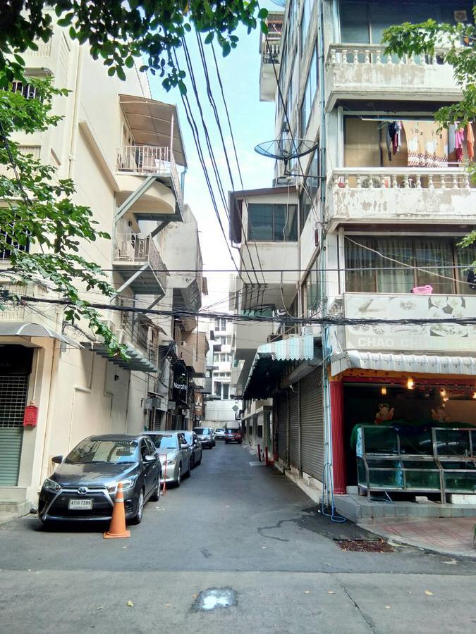 Bangkok Silom Chat Box Hostel Buitenkant foto